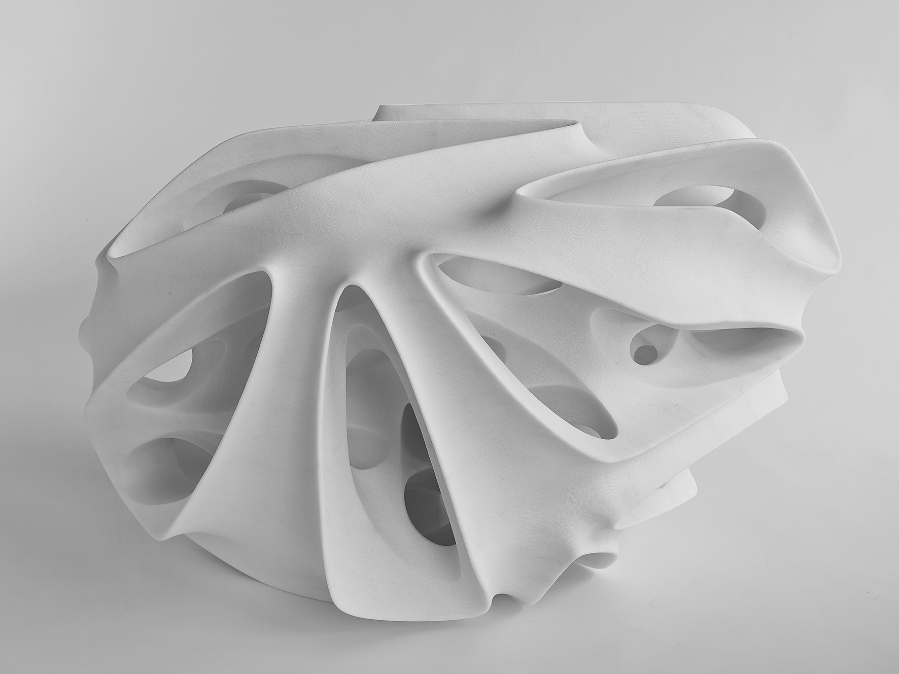 Gianpietro Carlesso, Litoforo uno, 2014, lasa marble, 48 x 82 x 58 cm
